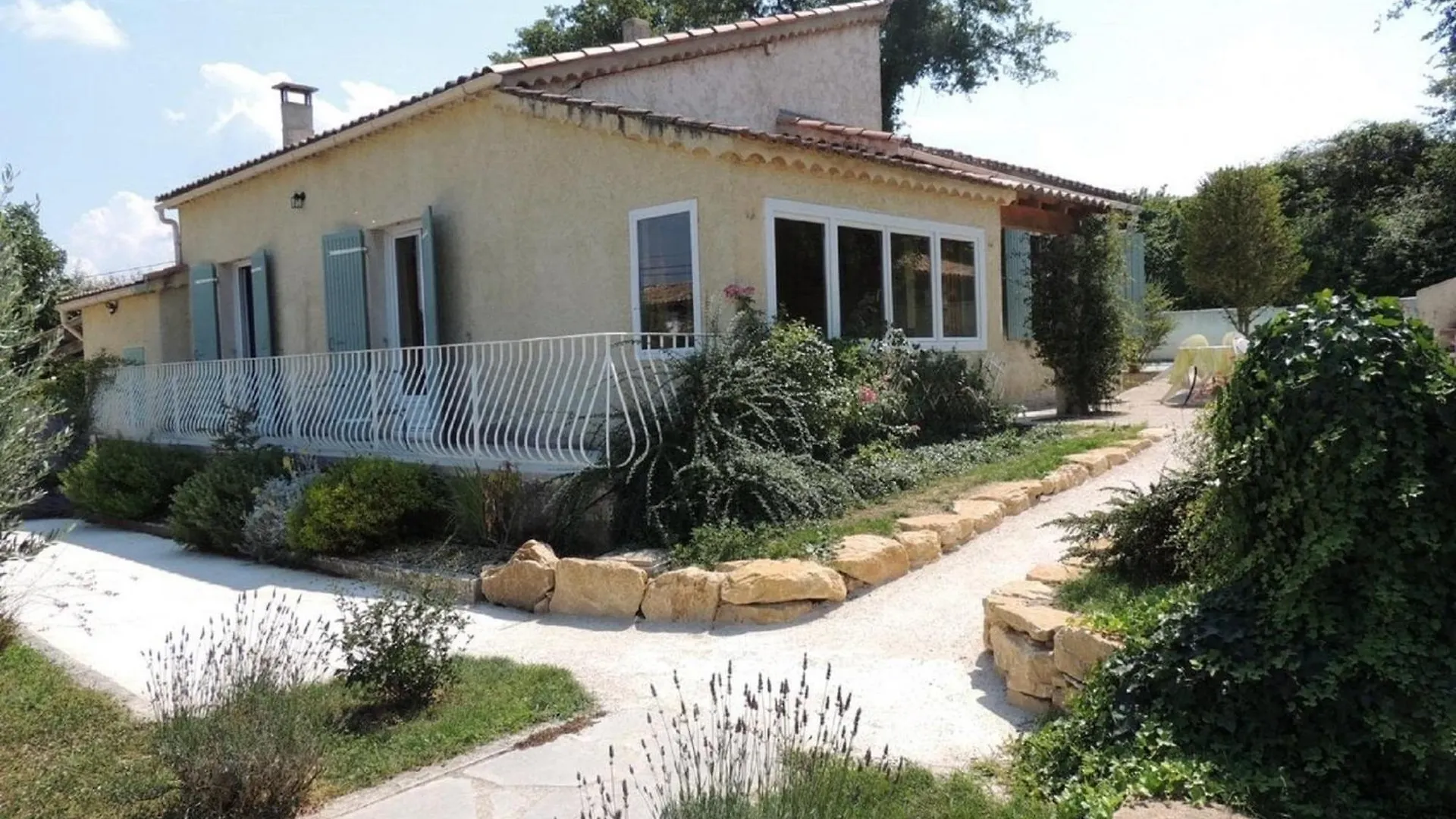 Villa Alana With Swimming Pool Vaison-la-Romaine